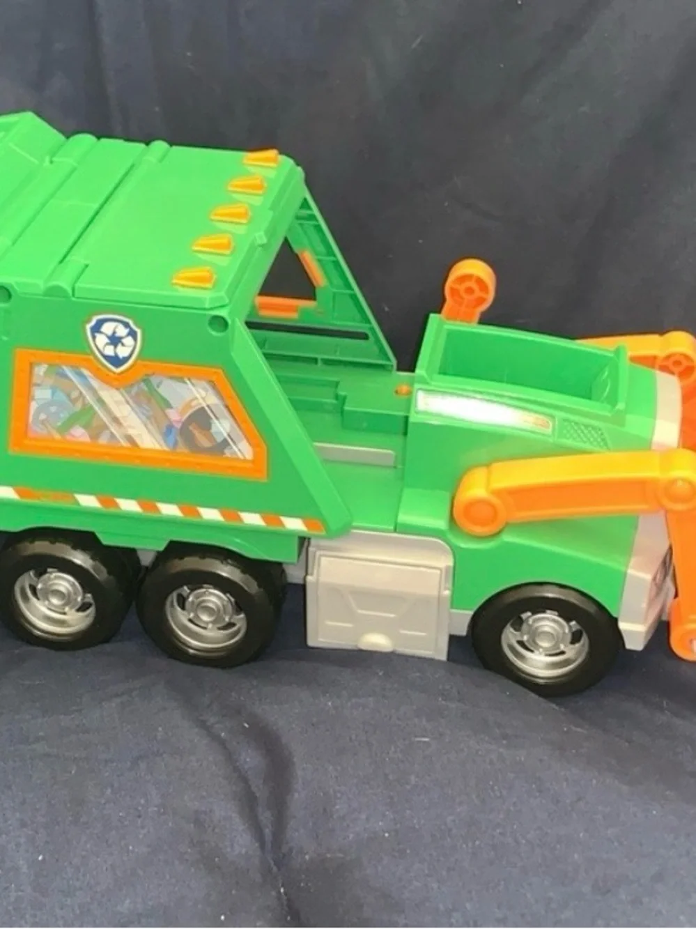 Paw Patrol Rocky Recycling Truck Garbage Vehicle Spin Master Toy